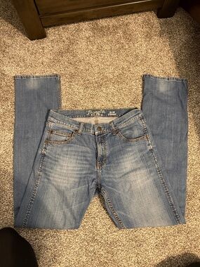 Wrangler Men’s Slim Straight Faded Blue Jeans